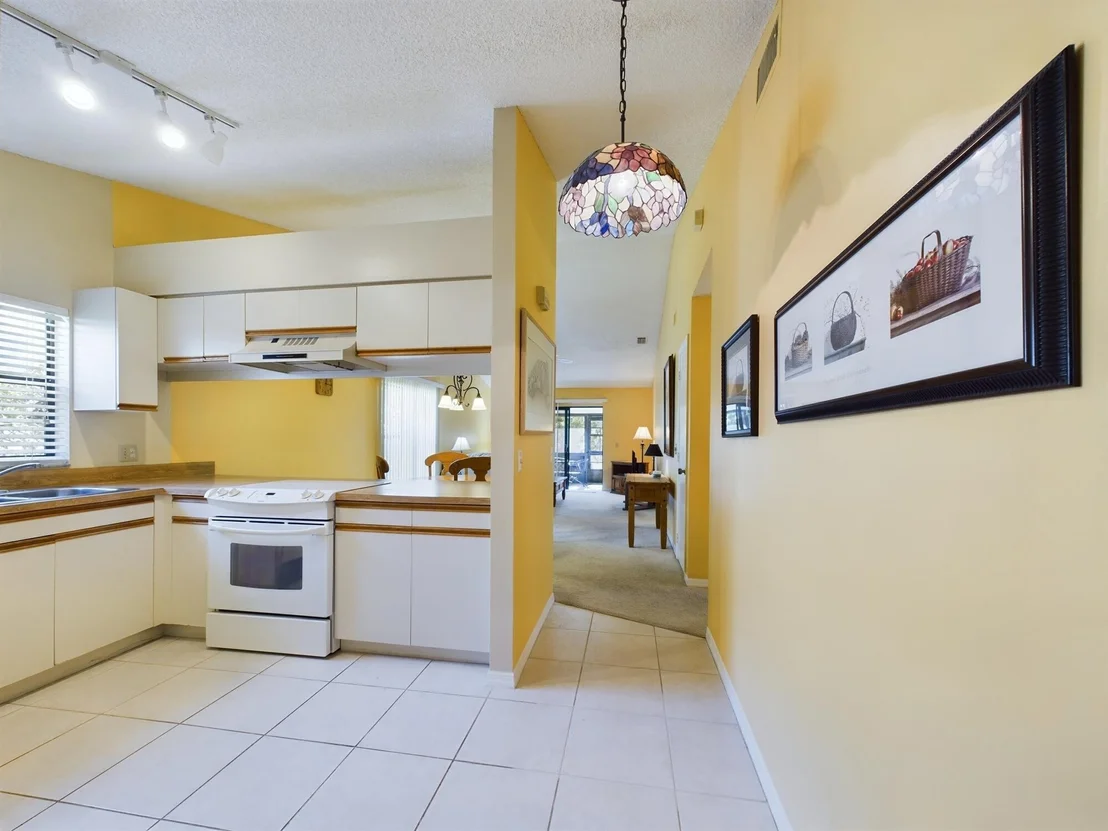 Photo of 2221 Breezy Circle