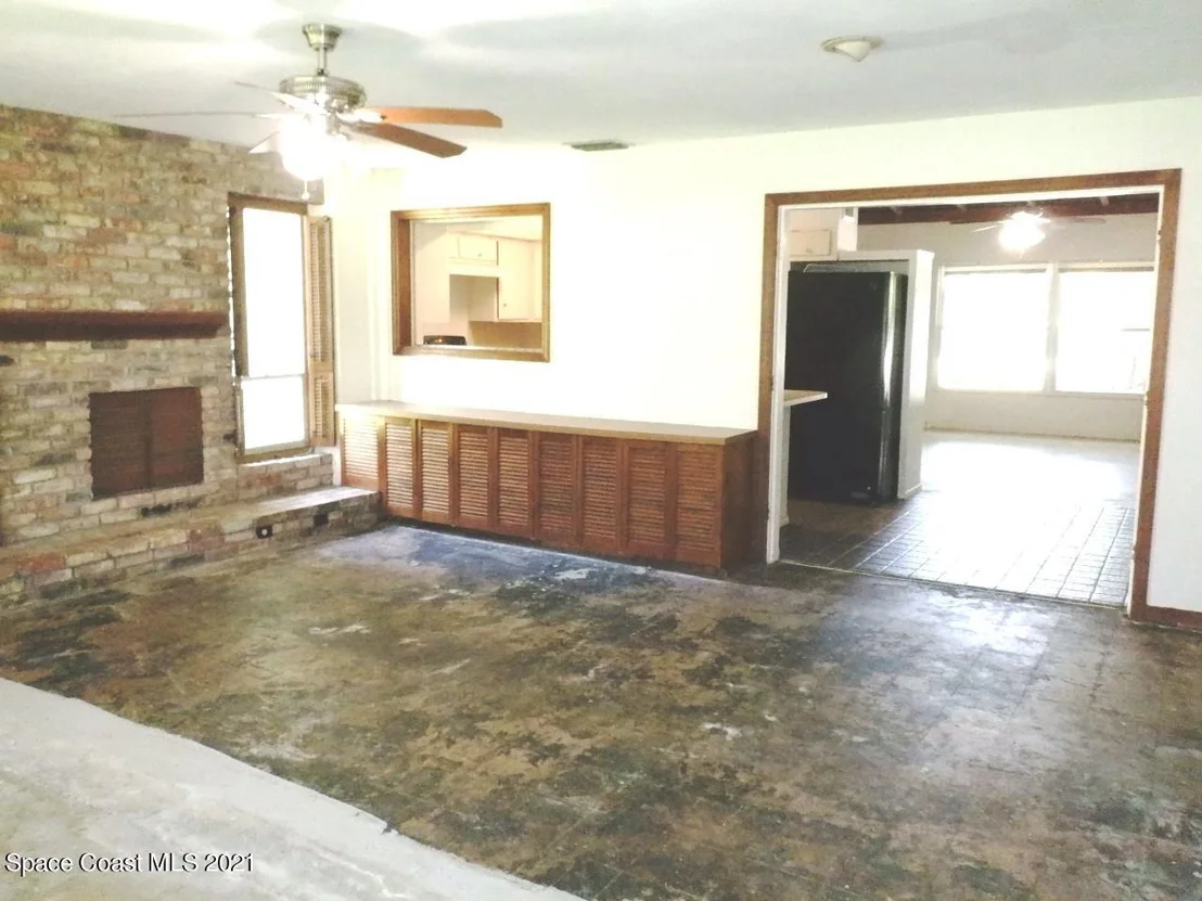 Photo of 1490 Blanche Street