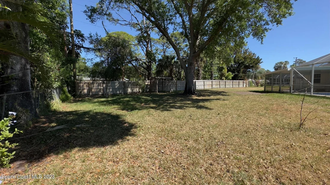 Photo of 1036 Fairway Lane