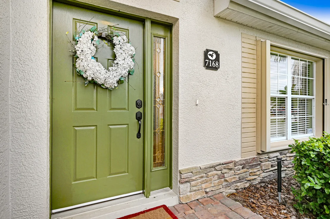 Photo of 7168 Broderick Drive