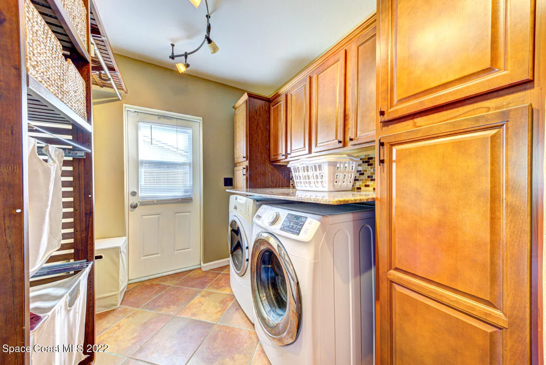 Photo of 2931 Kensington Road