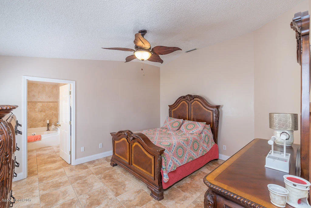 Photo of 772 Lake George Drive
