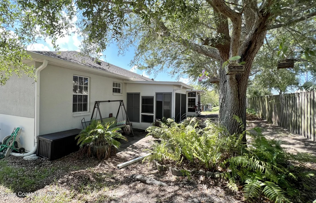 Photo of 1630 Derby Lane