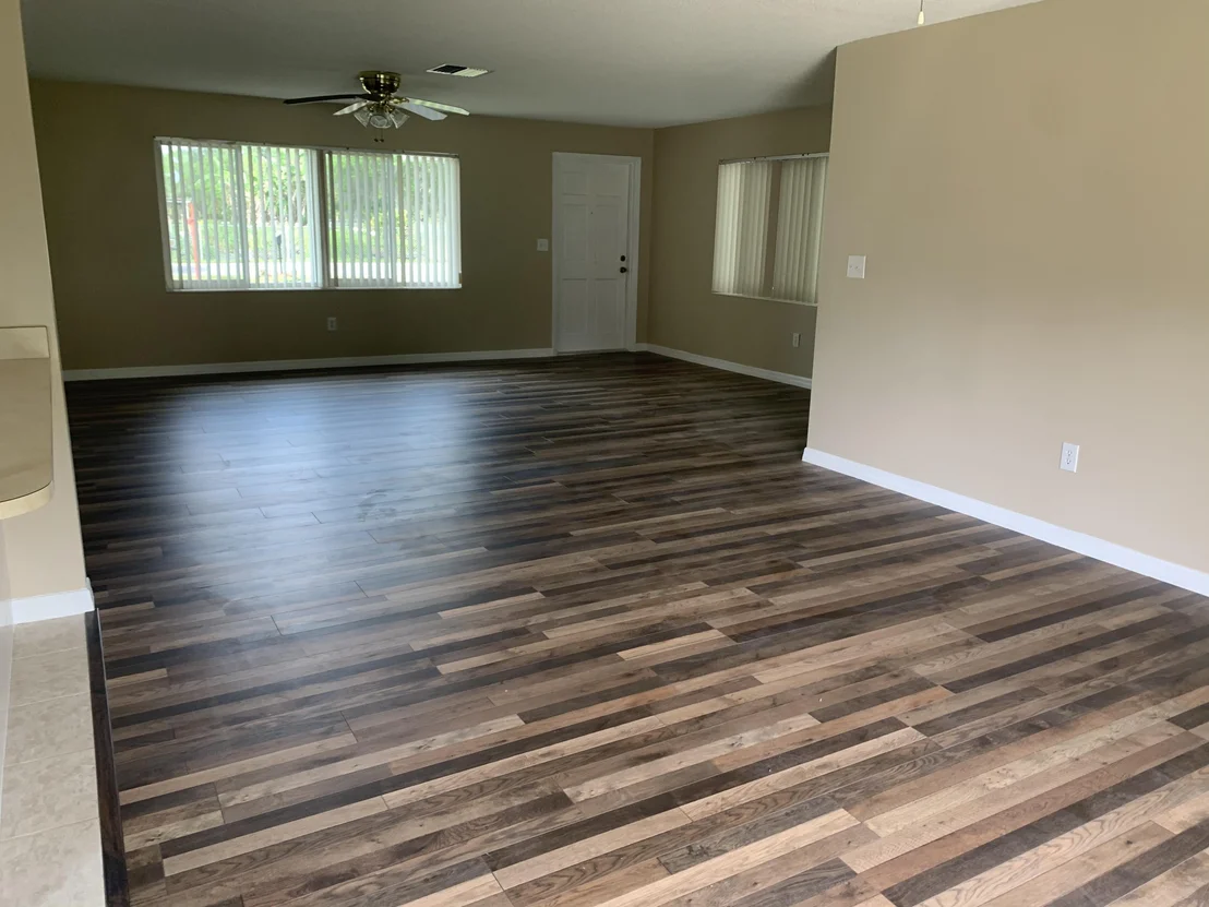 Photo of 6033 Palm Street