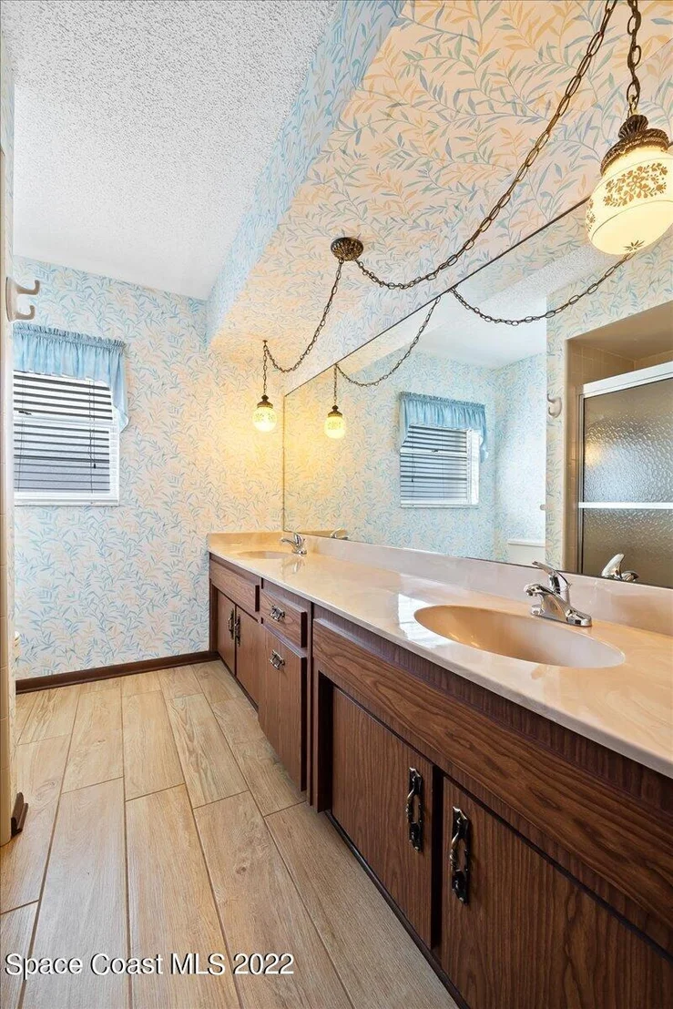 Photo of 680 Verbenia Drive