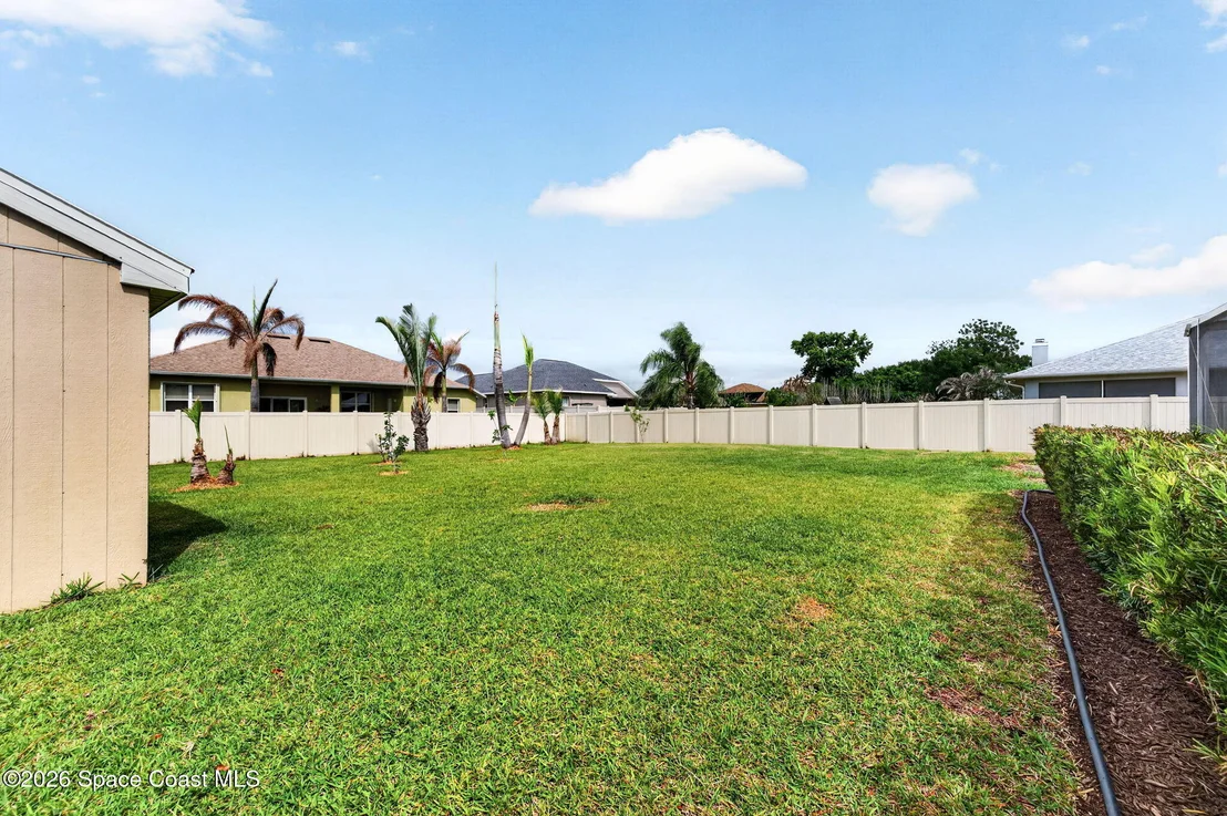 Photo of 1386 York Circle
