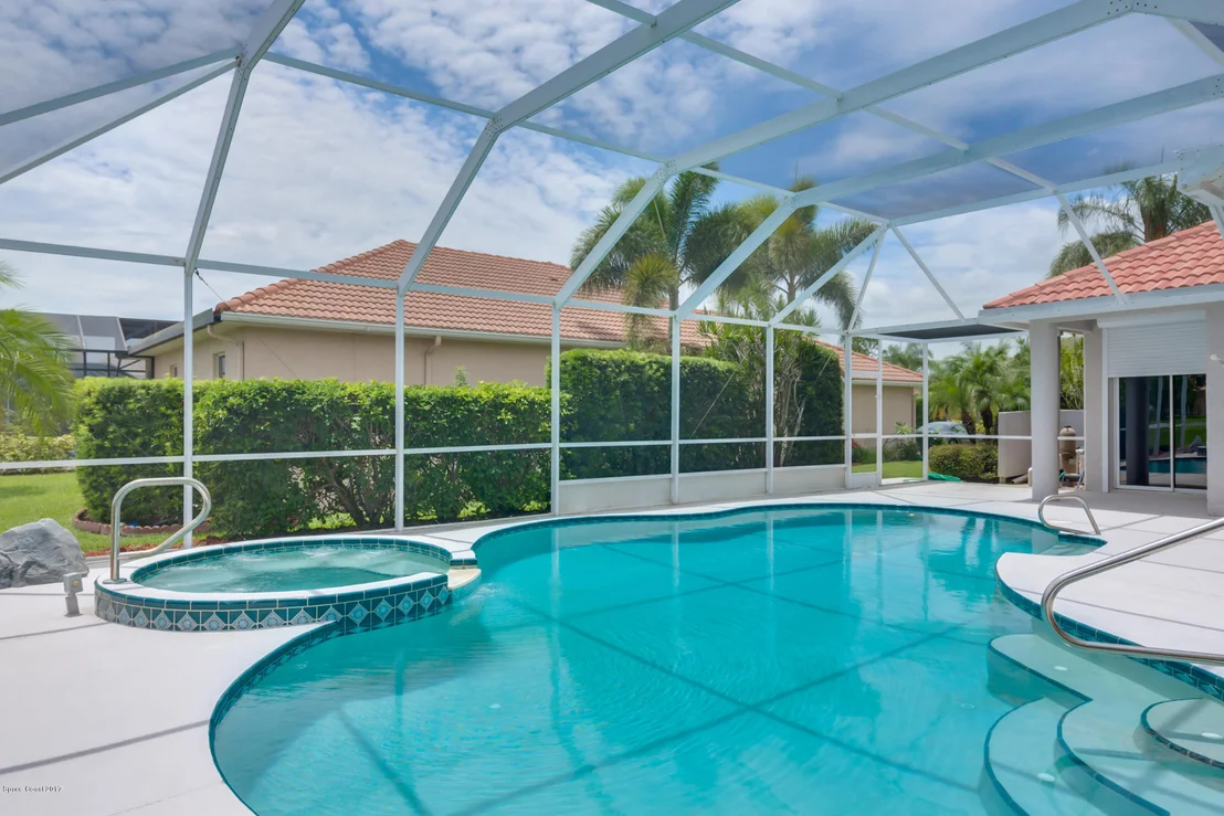 Photo of 689 Nicklaus Drive
