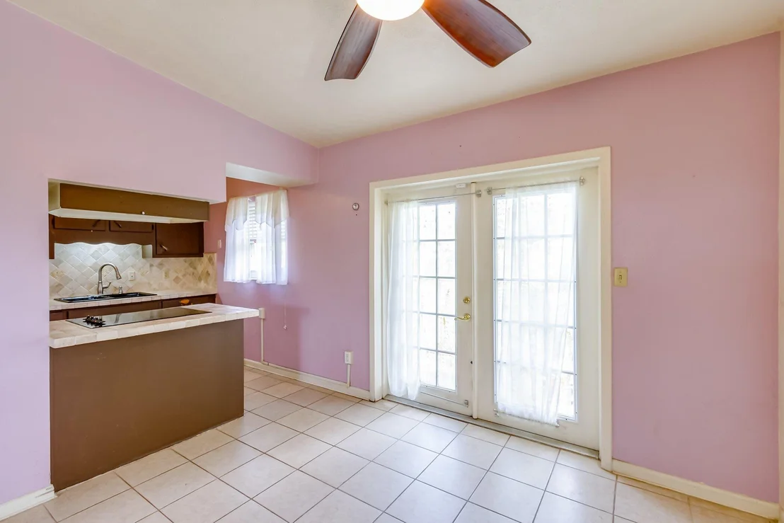 Photo of 3056 Grace Street