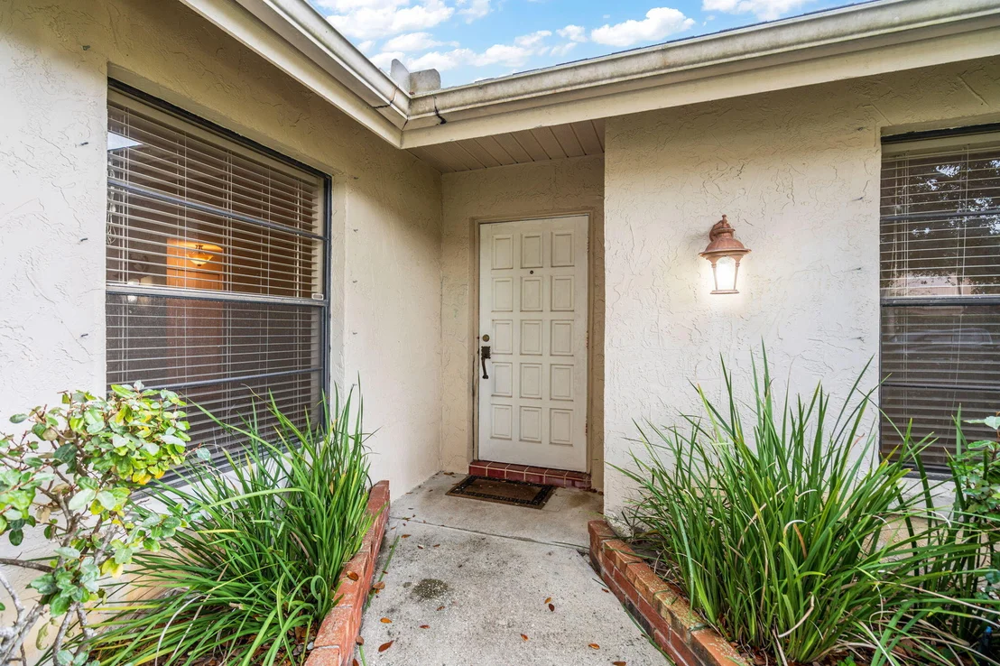 Photo of 1645 Figtree Drive