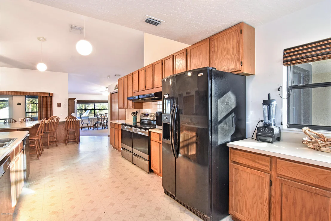 Photo of 5265 Pine Street