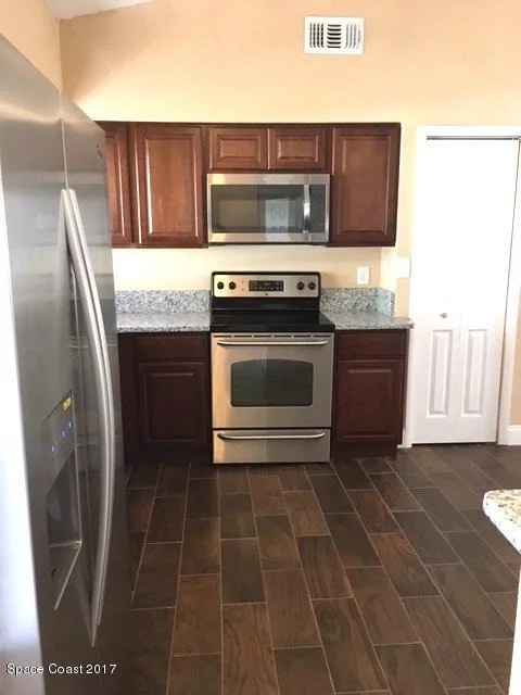 Photo of 6460 Manila Drive