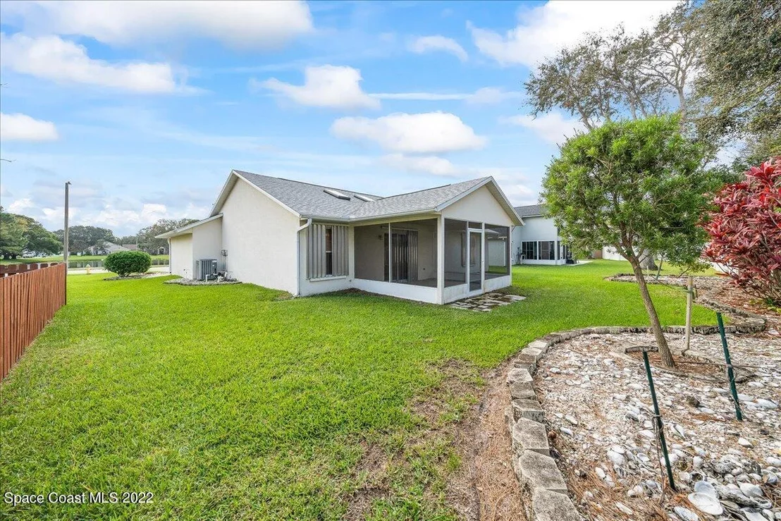 Photo of 958 Tamarind Circle