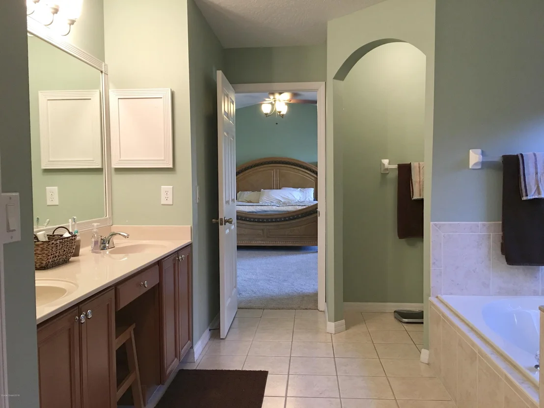 Photo of 444 Sedgewood Circle