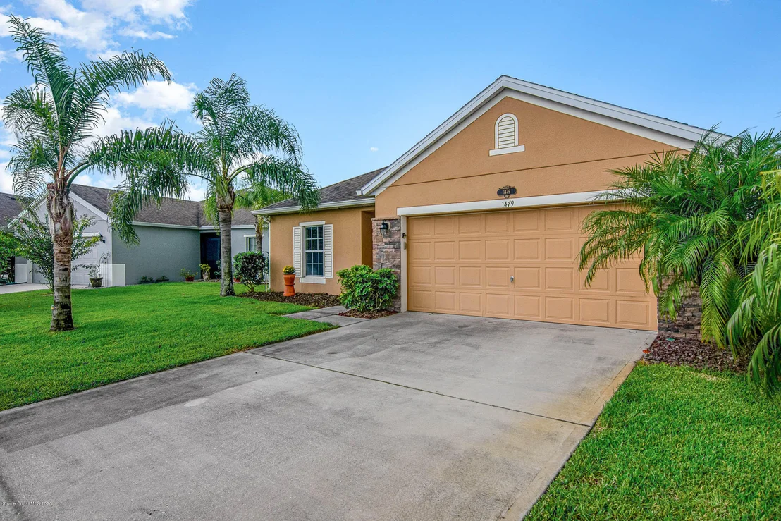 Photo of 1479 Corbett Lane