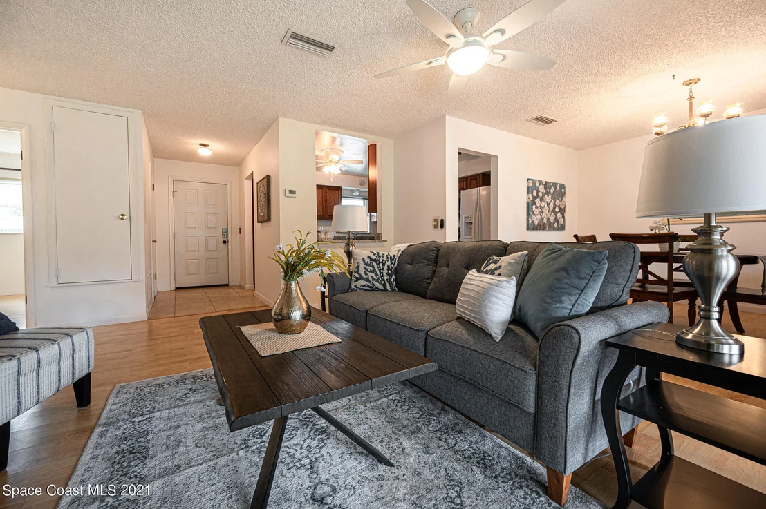 Photo of 1100 Madrid Road