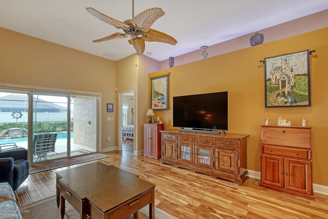 Photo of 1609 Bonelli Court