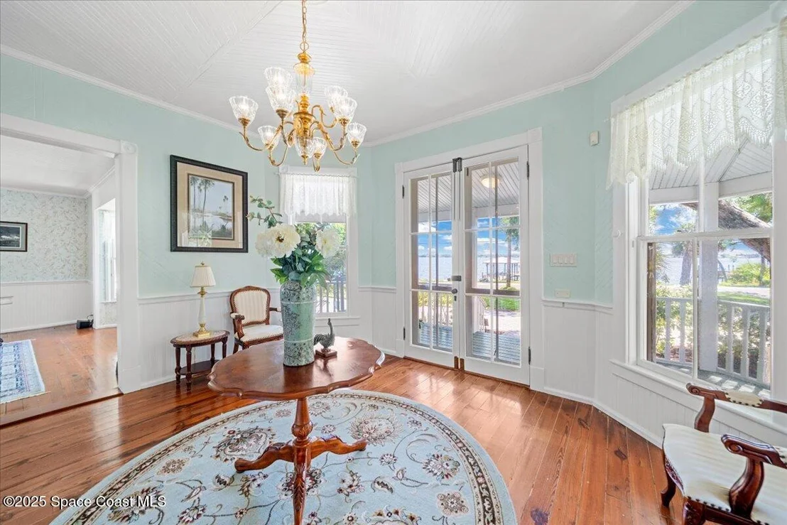 Photo of 607 Rockledge Drive