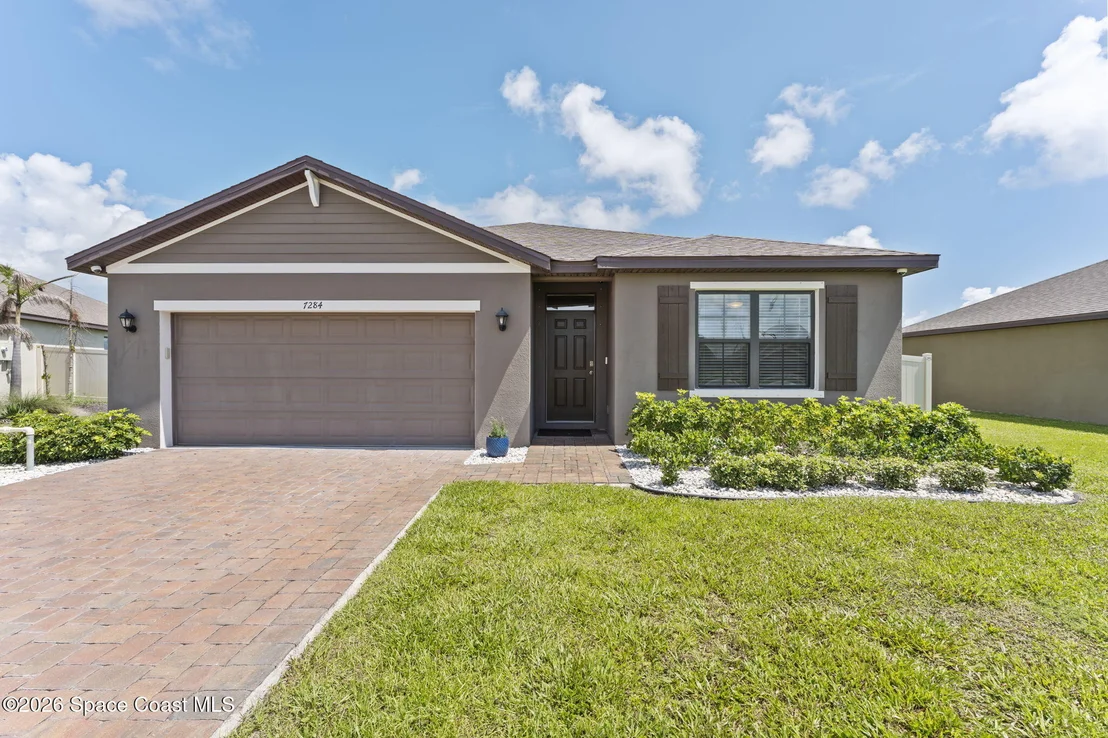 Photo of 7284 Topaz Drive