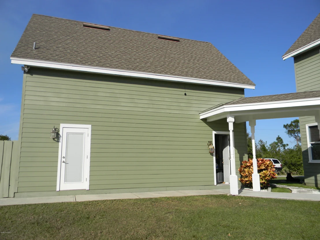 Photo of 3190 Leghorn Road