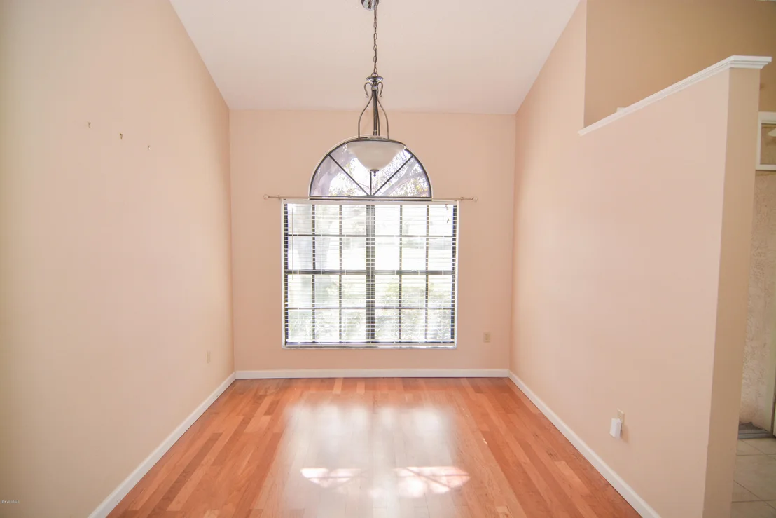 Photo of 922 Yorktowne Drive