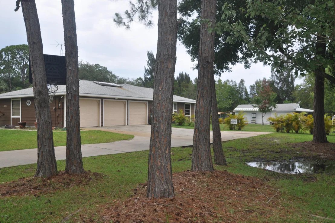 Photo of 2545 Corey Road