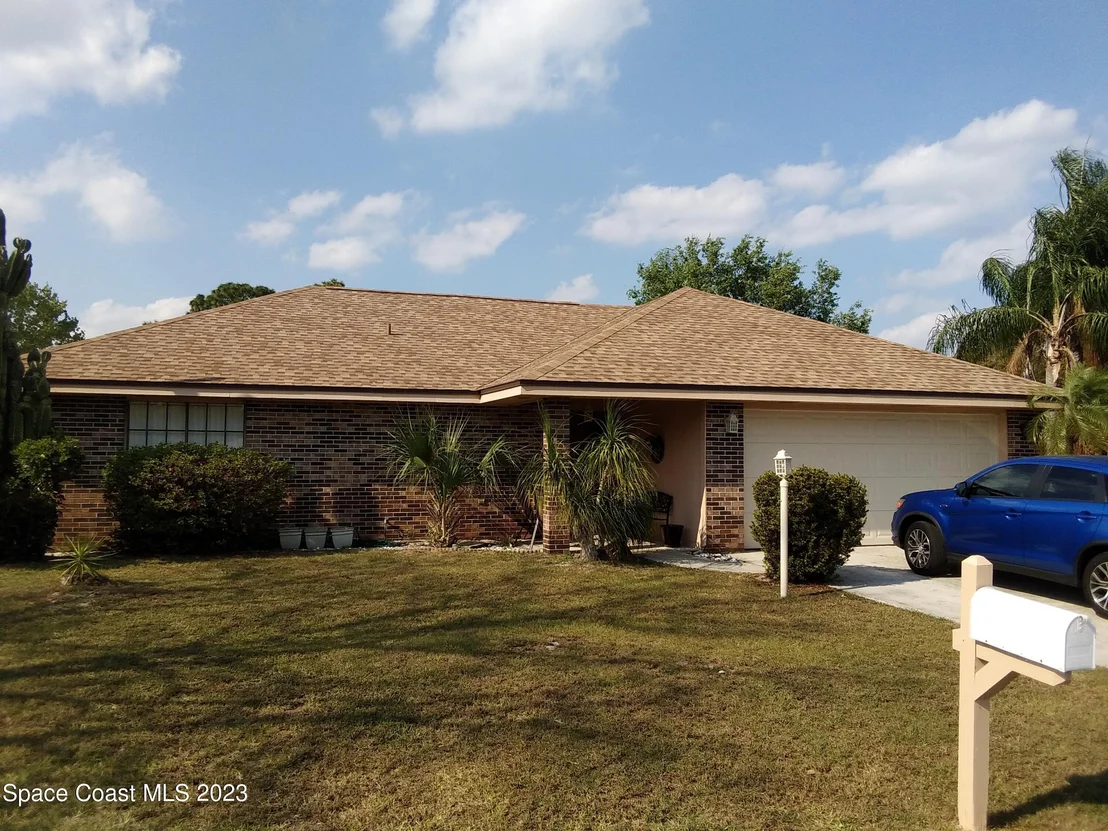 Photo of 750 John Carroll Lane