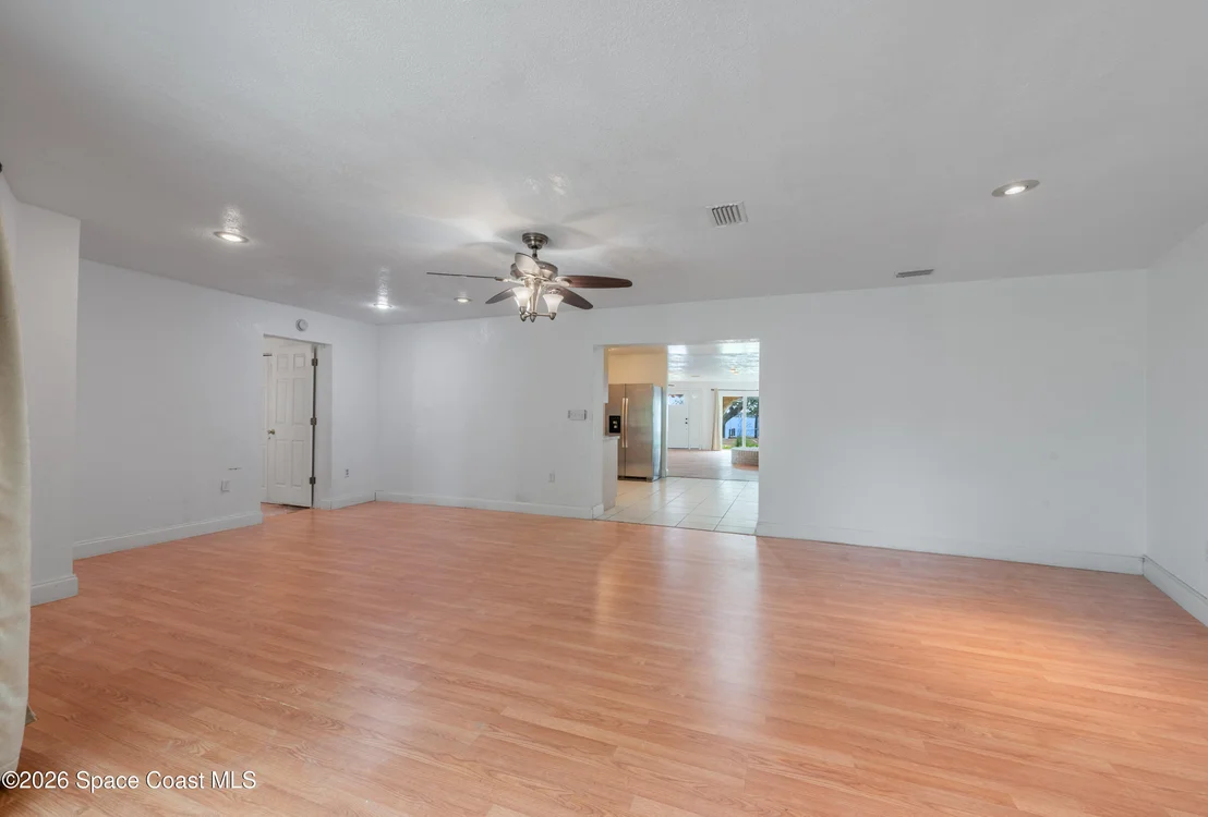 Photo of 555 Rockledge Drive