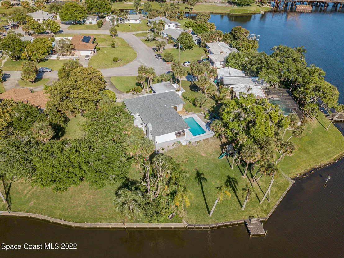 Photo of 1134 Rivermont Drive