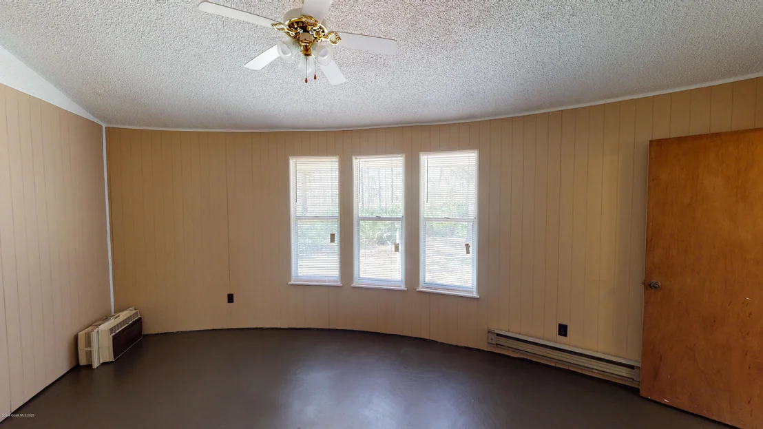 Photo of 105 Carter Trail