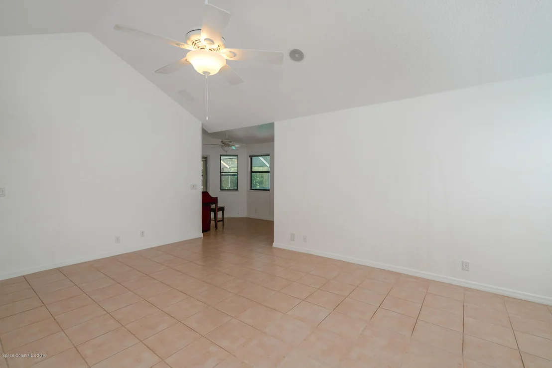 Photo of 113 Seagrape Road