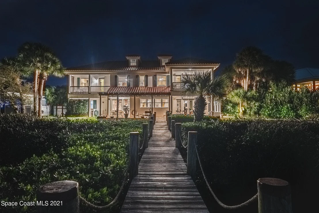 Photo of 176 Bayshore Drive