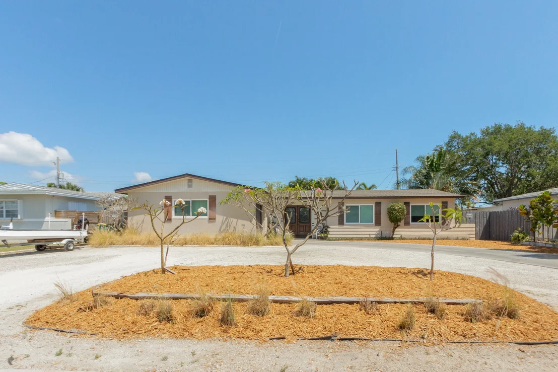 Photo of 325 Apollo Drive