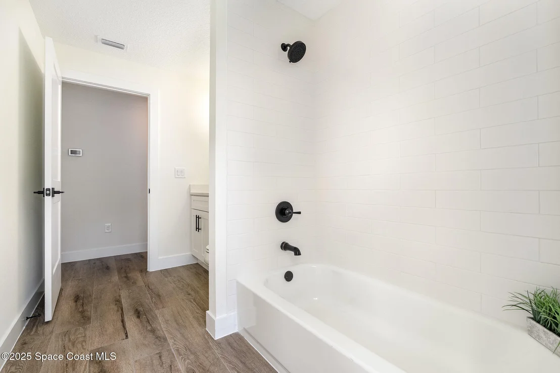 Photo of 6499 Pleasant Avenue