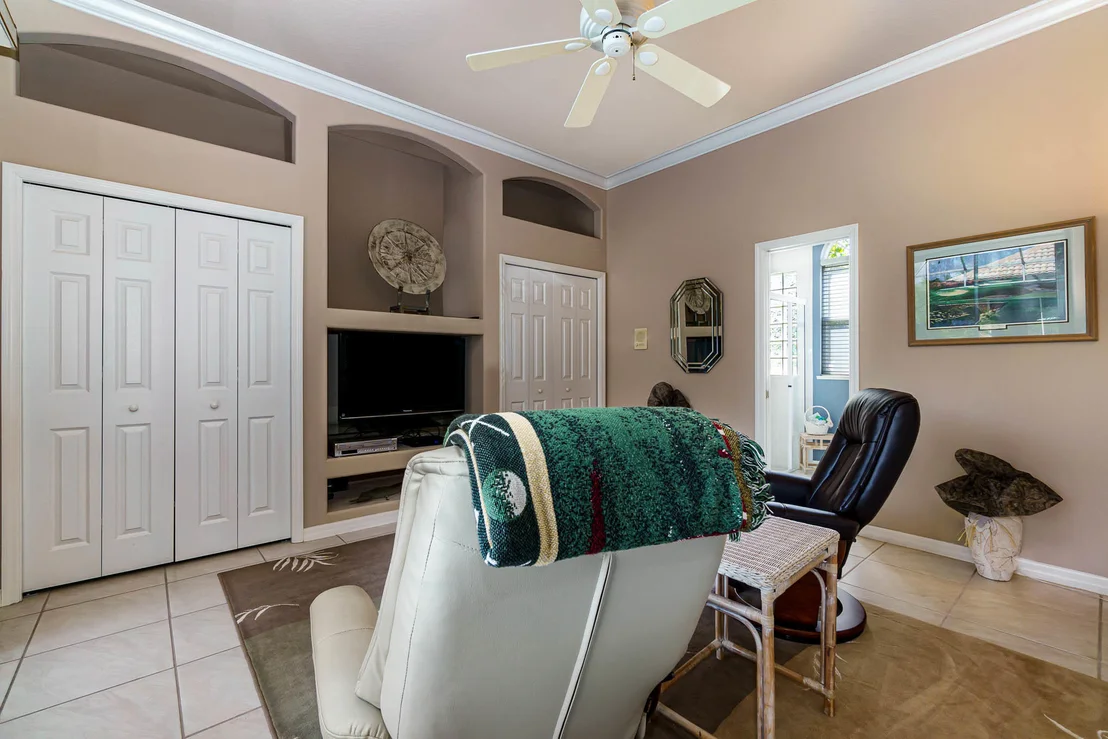 Photo of 920 Palm Brook Drive