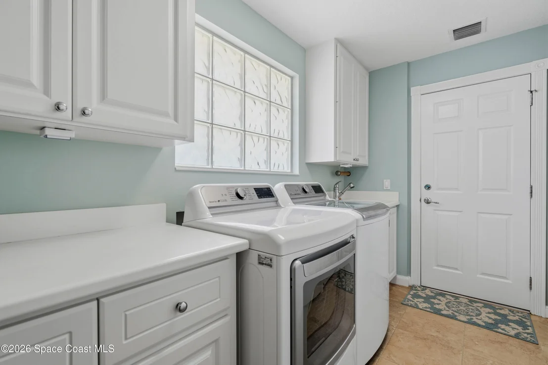 Photo of 3412 Hyperion Way SE