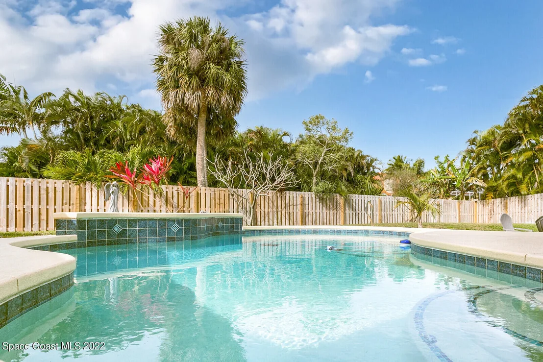 Photo of 218 Waterside Drive
