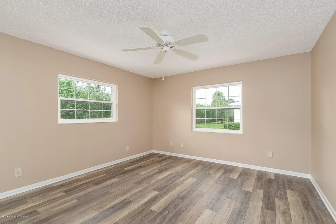 Photo of Unit 67 at 335 Paradise Boulevard