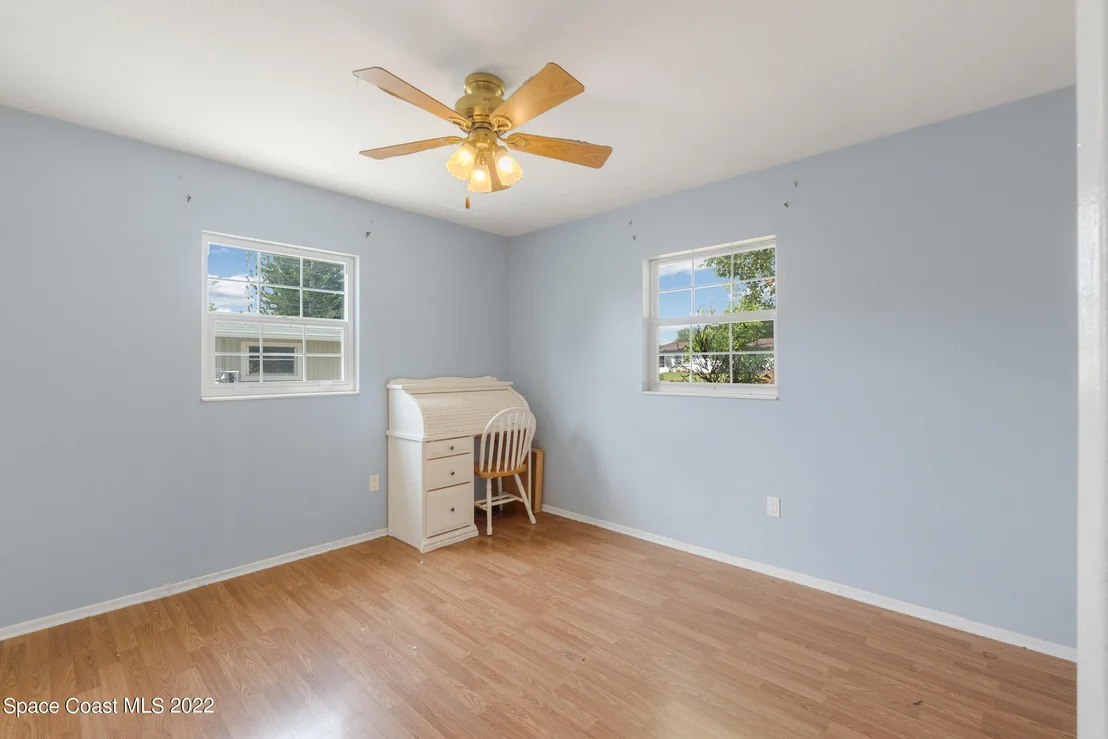 Photo of 4353 Sherwood Boulevard