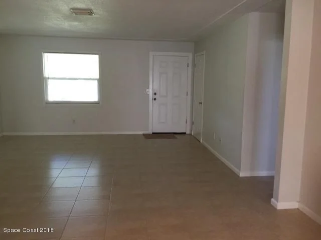 Photo of 1017 Green Road