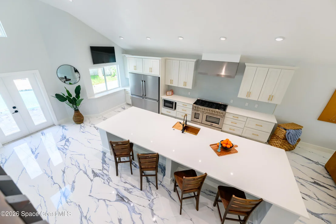 Photo of 398 Riverview Lane