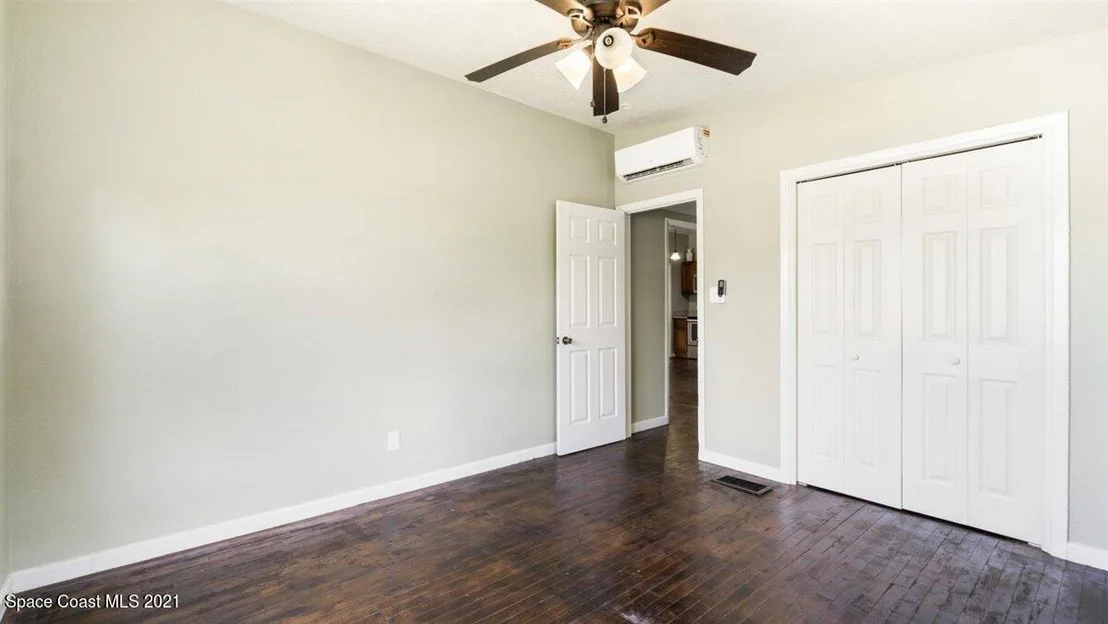 Photo of 7535 Sheridan Road