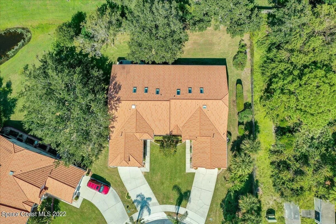 Photo of 7600 Candlewick Drive