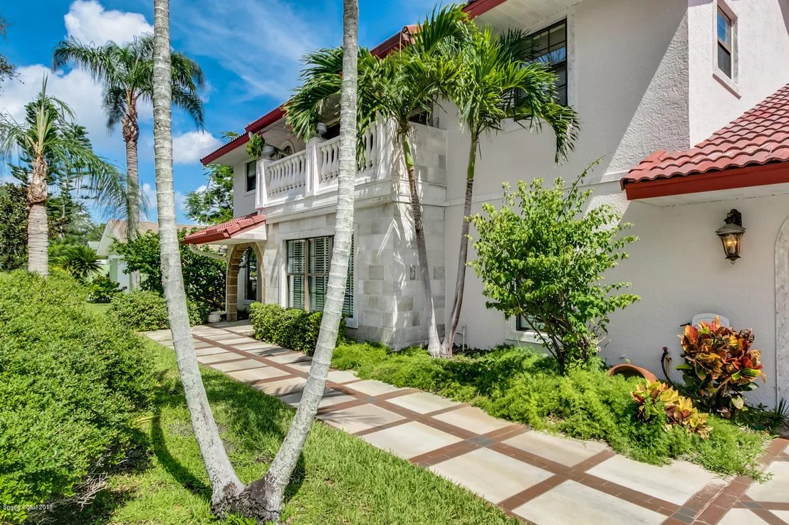 Photo of 578 Veracruz Boulevard