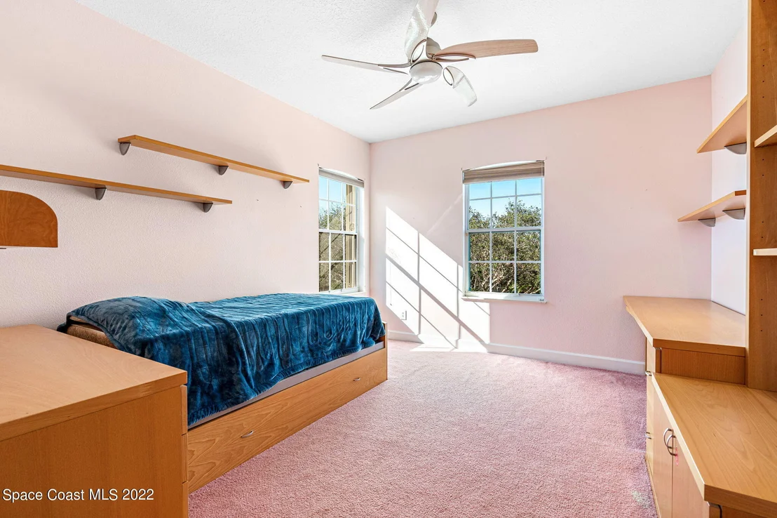 Photo of 233 Flanders Drive