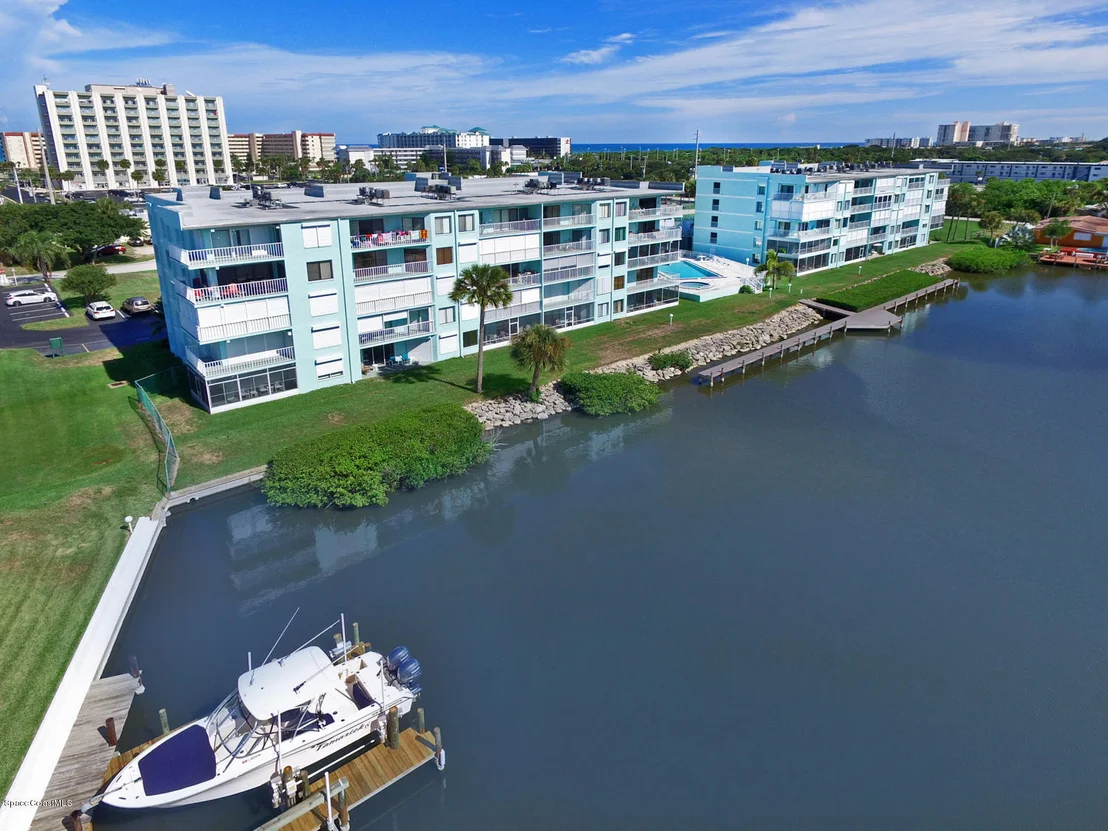 Photo of Unit 1205 at 1700 Commodore Boulevard