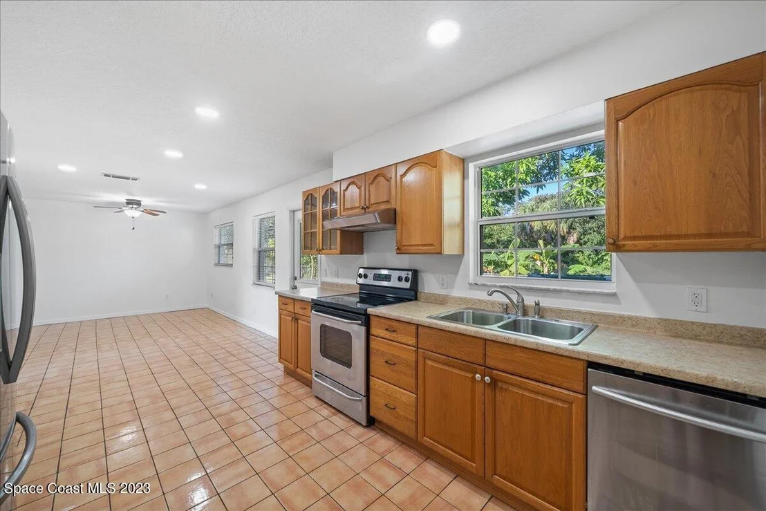 Photo of 539 Sylvia Road