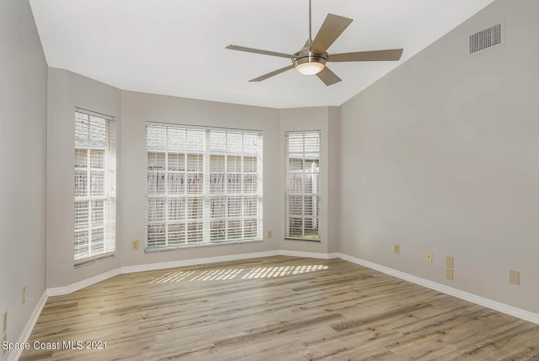 Photo of 817 Emerald Way