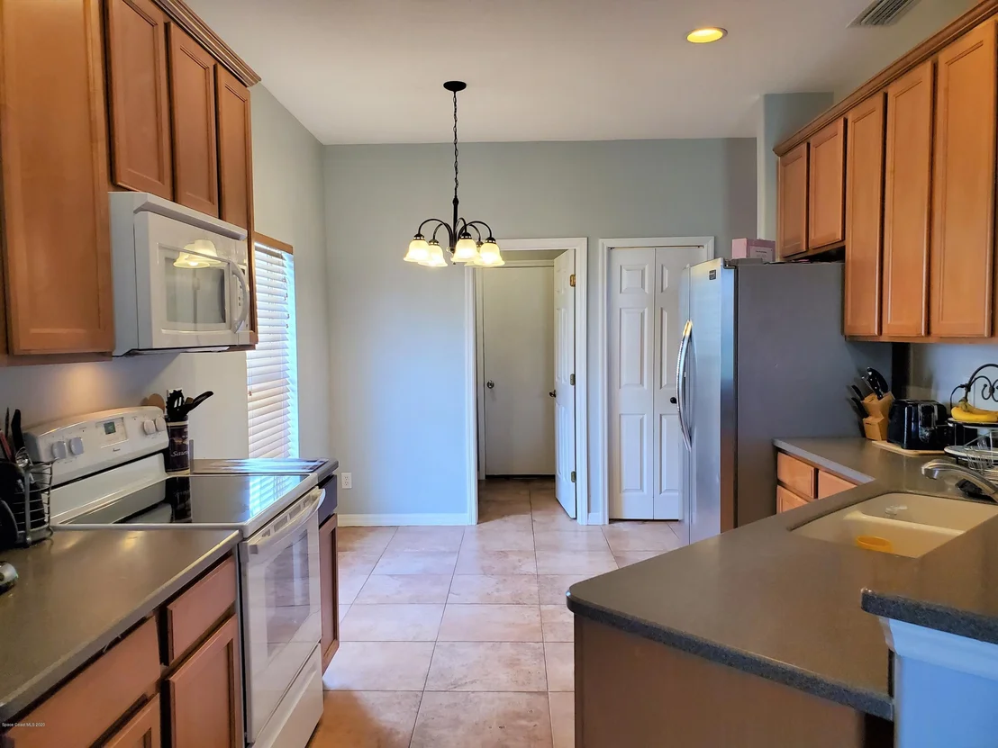 Photo of 3892 Manitoba Way