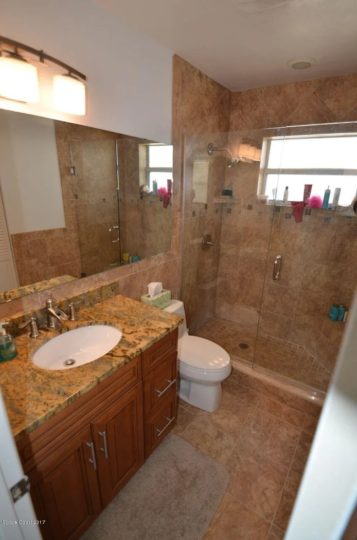 Photo of 1138 Pinetree Drive