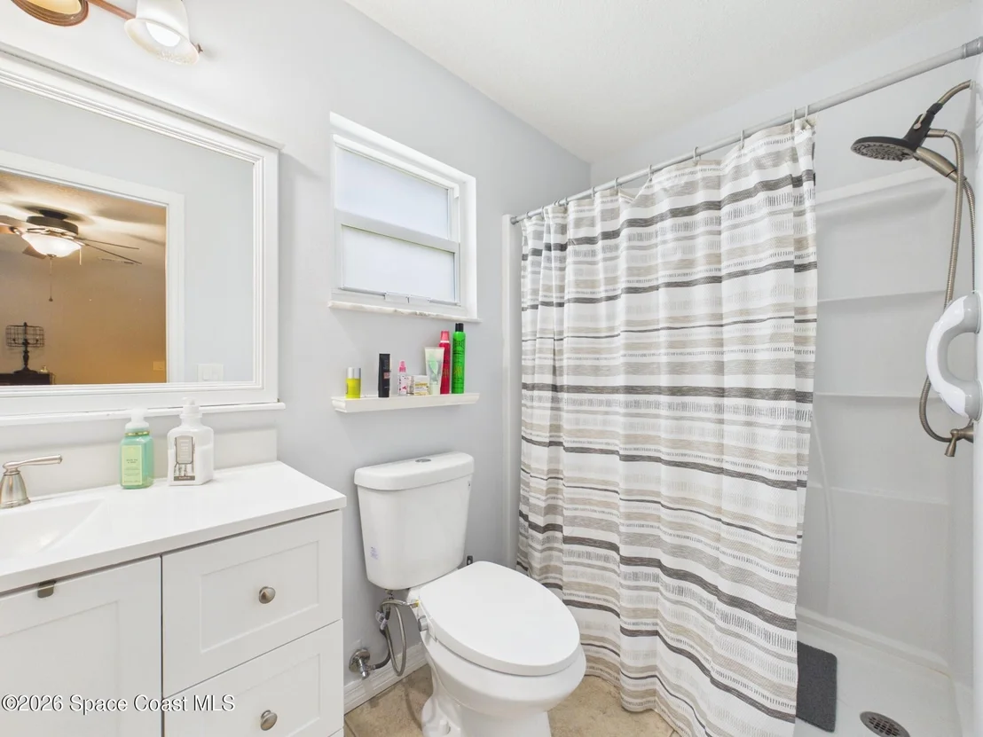 Photo of 977 Fulton Way